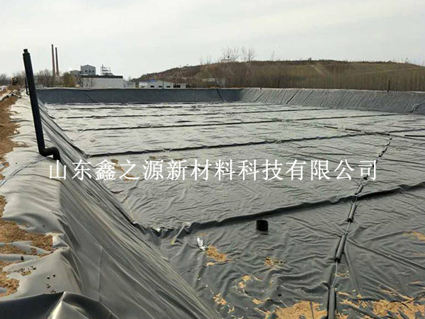 油田防滲膜鋪設技巧：高效、環(huán)保的鋪設新策略